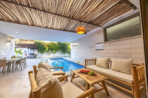 Country Villa - Ella Sun